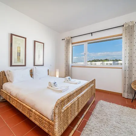 Charming Marina Apartment, Walk To Old Town #2001 Appartamento
