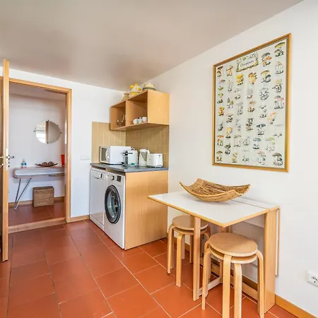Charming Marina Apartment, Walk To Old Town #2001 Appartamento *