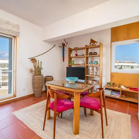 Apartment Charming Marina Apartment, Walk To Old Town #2001 Lagos